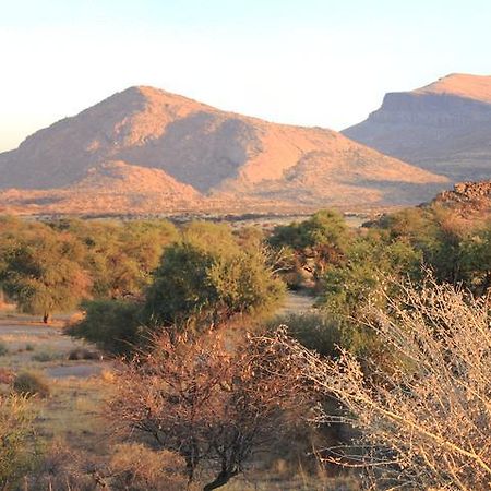 Usakos Hohenstein Lodge מראה חיצוני תמונה